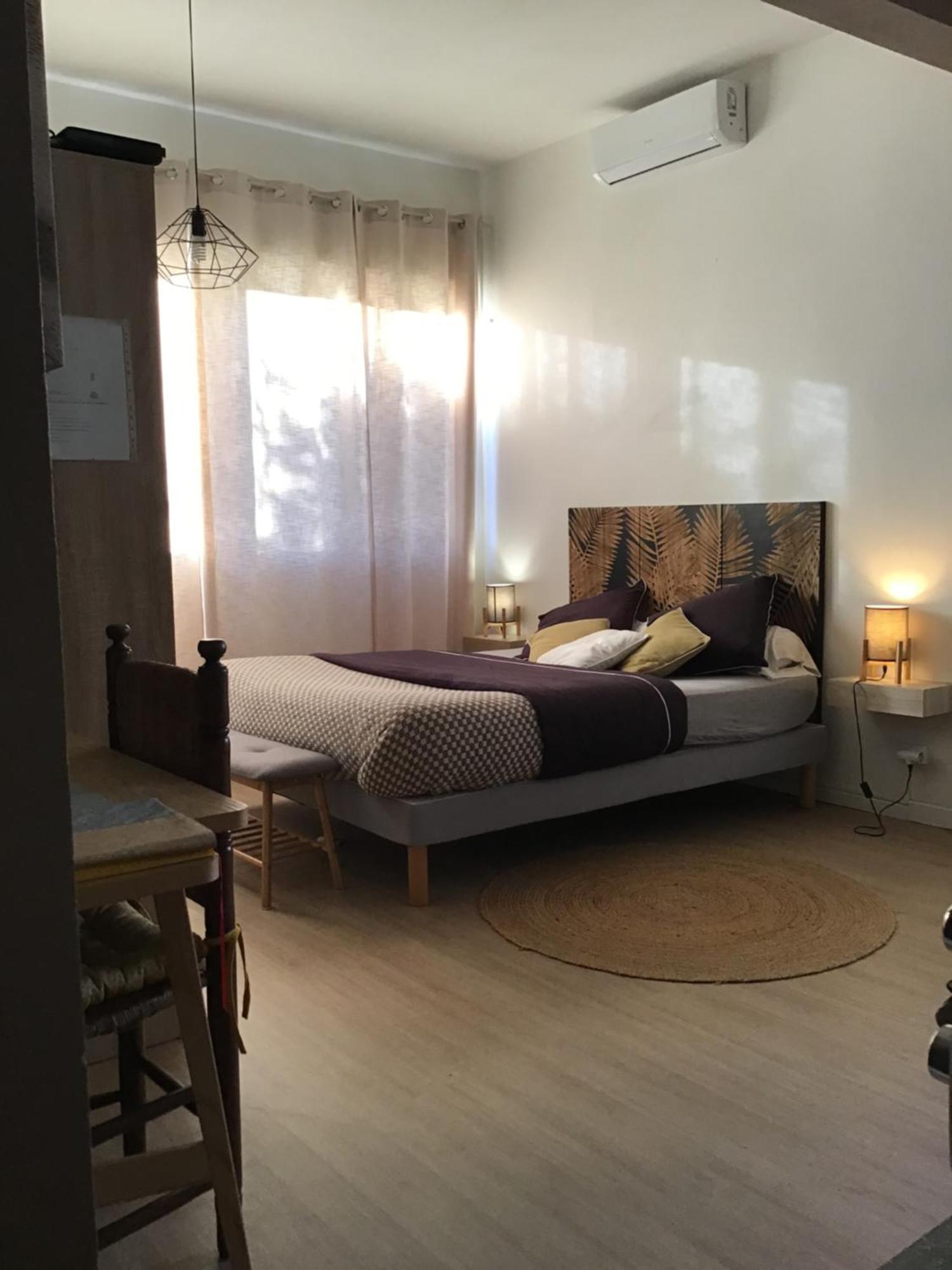 Studio Cosy Avec Piscine Dans Une Villa Saint-Denis Esterno foto