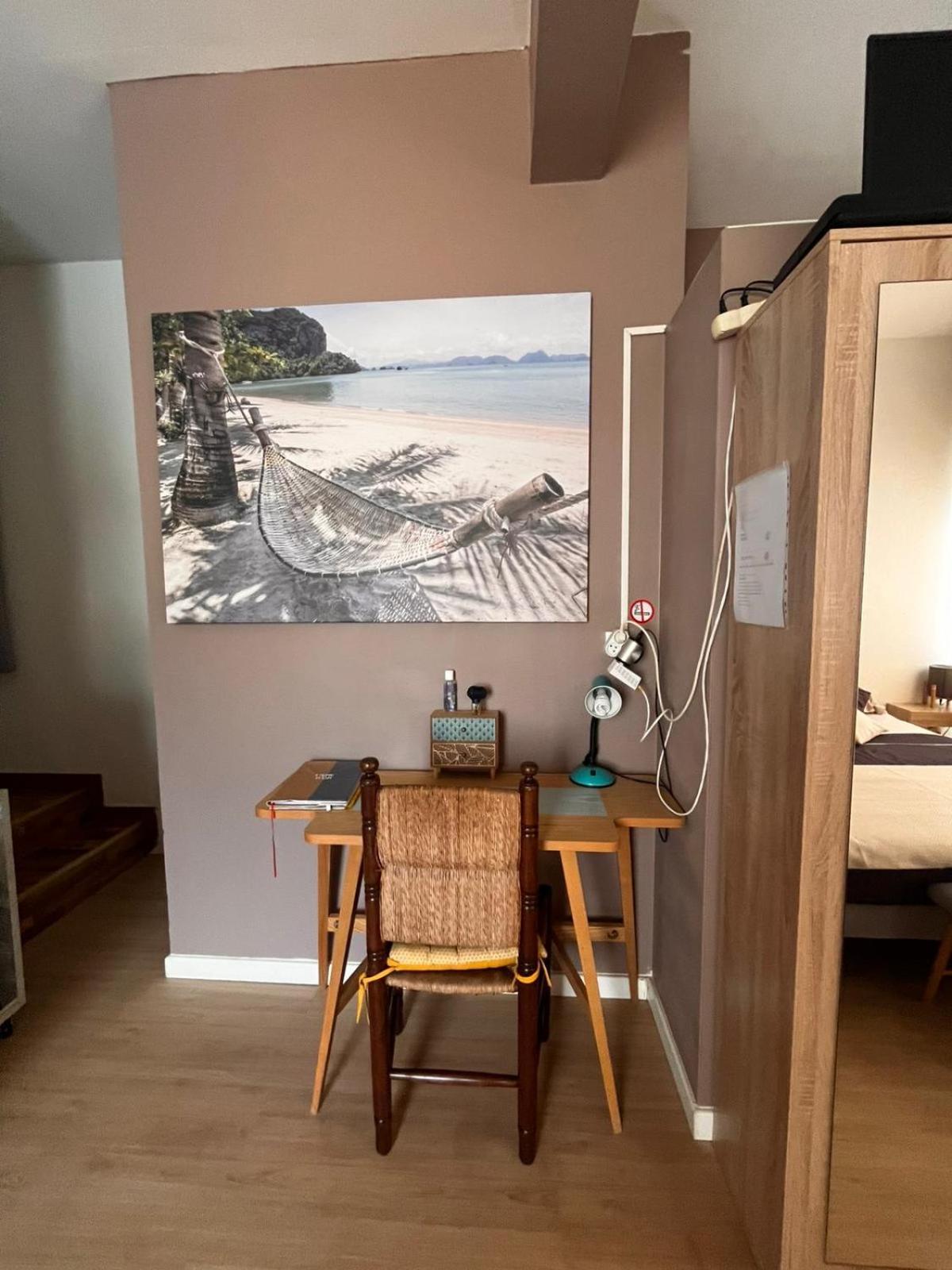 Studio Cosy Avec Piscine Dans Une Villa Saint-Denis Esterno foto